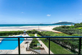 Apto com vista panorâmica de frente p/ mar POR204